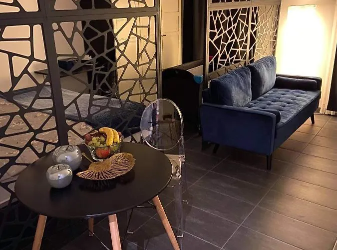 Design-Apartment Mit Klimaanlage & Top-Anbindung An Der U1